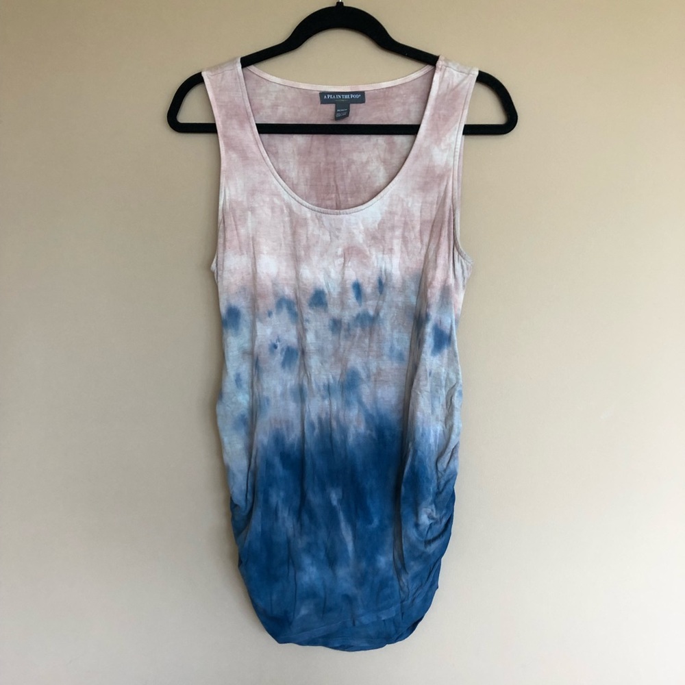 A Pea in the Pod maternity dip dye tank